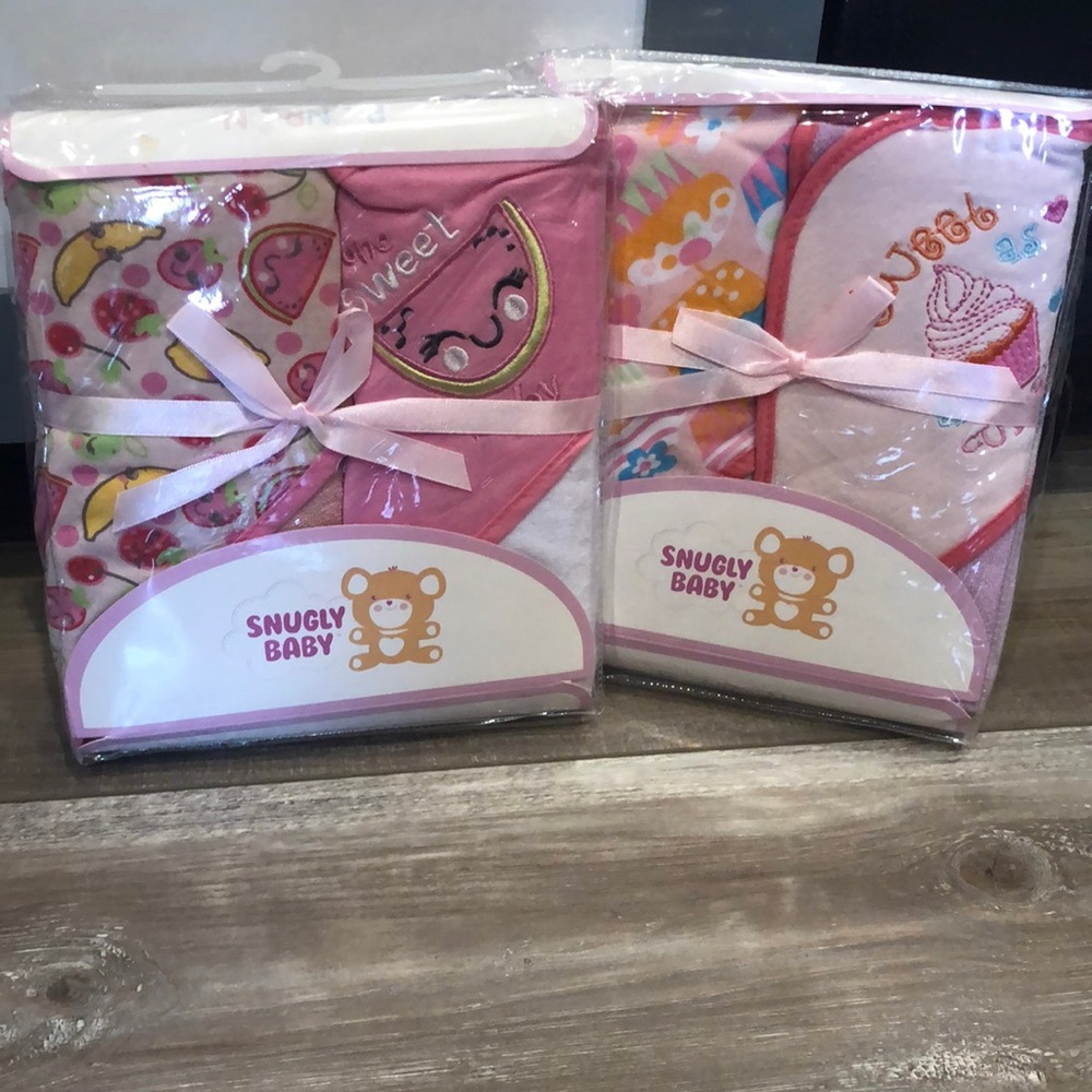 Baby girl 2-2pack hooded towel set